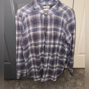 Medium AE Distressed Flannel